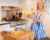 Риз Уизерспун сделала серию трогательных снимков с 4-летним сыном