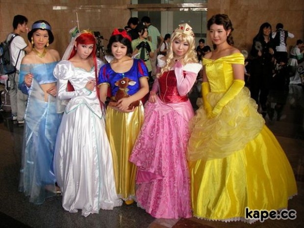 Как выглядят диснеевские принцессы в реальности/ 2 - Трейлеры