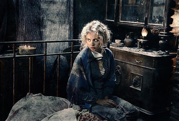 Янина Студилина: фотосессия в журнале Tatler - Трейлеры