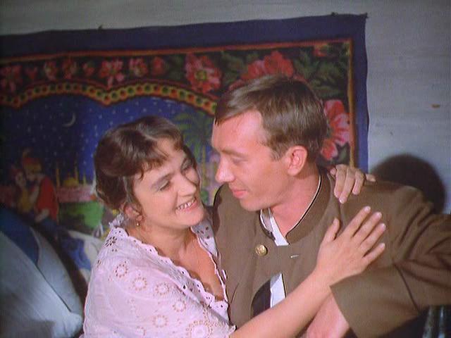 Фильм "Тревожный месяц вересень" - 1976 - Трейлеры Фильм "Тревожный месяц вересень" - 1976 - Трейлеры