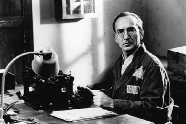 Фильм Список Шиндлера (1993) - Трейлеры Фильм Список Шиндлера (1993) - Трейлеры