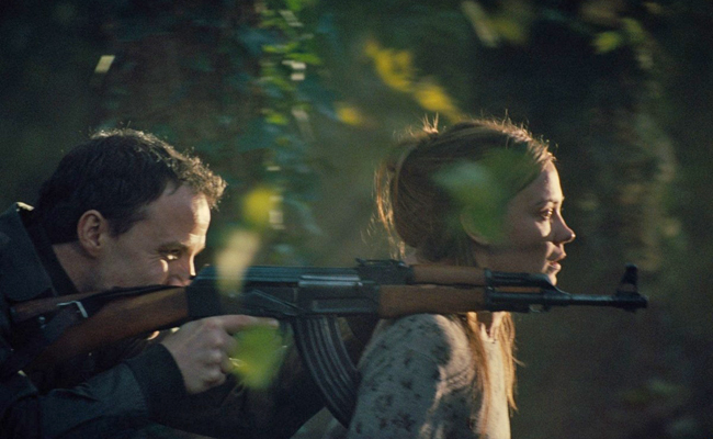 В краю крови и меда - Трейлеры