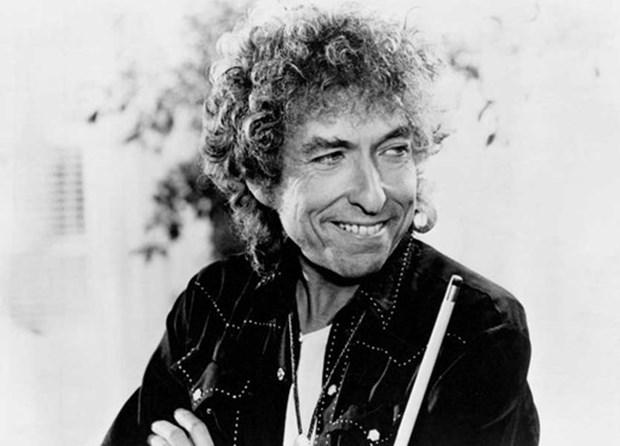 Боб Дилан (Bob Dylan) , интересные факты из биографии музыканта , поэта , актера . - Трейлеры