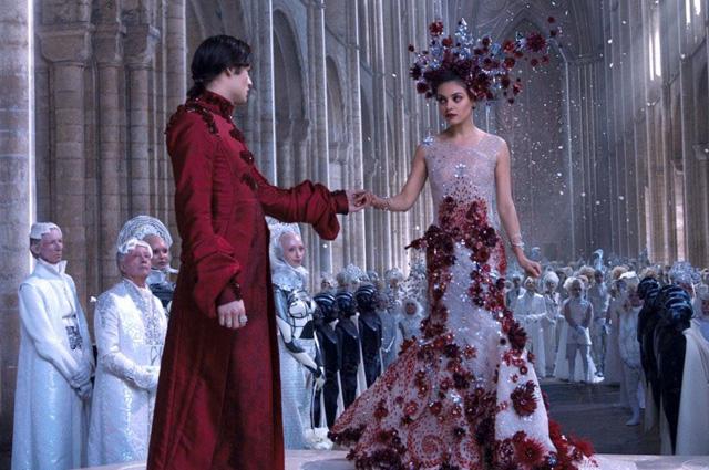 Восхождение Юпитер / Jupiter Ascending (2015) - Трейлеры Восхождение Юпитер / Jupiter Ascending (2015) - Трейлеры