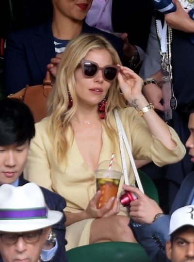 Звезды посетили теннисный турнир Уимблдон