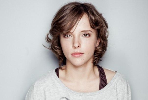 Галина Звягинцева: "В сериале "Выжить после" я делала партнеру массаж сердца" - Актрисы Галина Звягинцева: "В сериале "Выжить после" я делала партнеру массаж сердца" - Актрисы