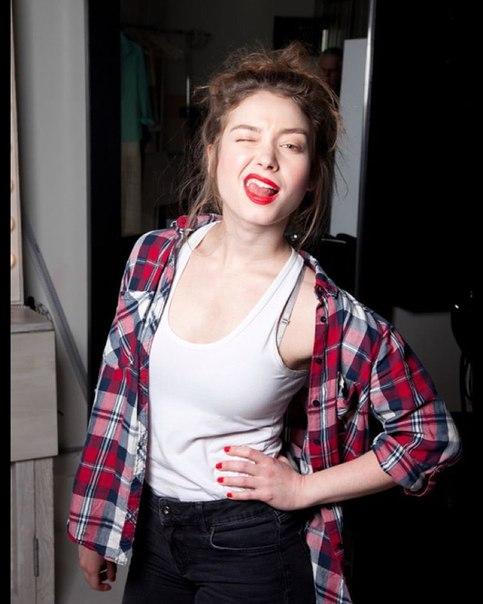 Актриса сериала "Молодежка" - Юлия Маргулис - Актрисы