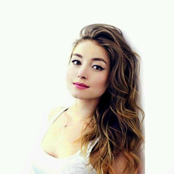 Актриса сериала "Молодежка" - Юлия Маргулис - Актрисы