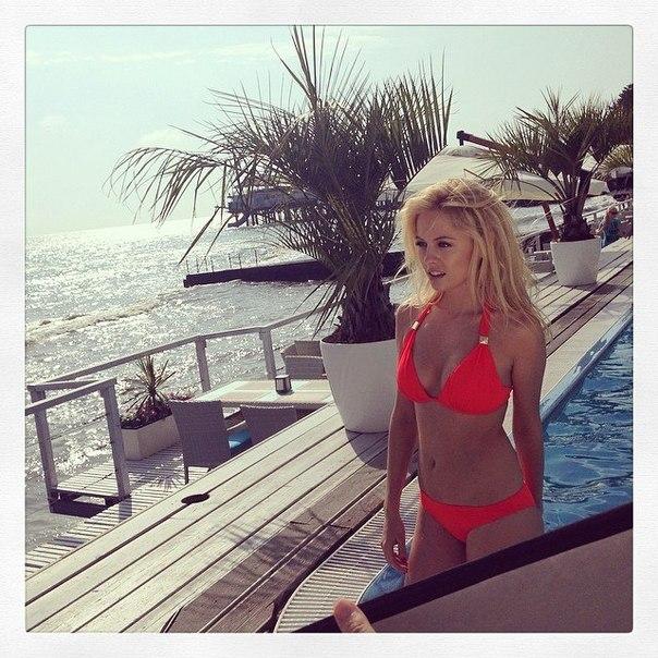 Яна Студилина: фото со съемок - Актрисы Яна Студилина: фото со съемок - Актрисы