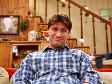 Счастливы вместе (сериал) - Трейлеры