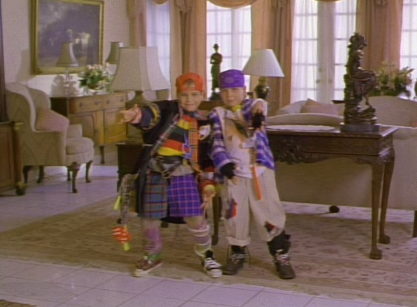 Няньки 1994 - Трейлеры