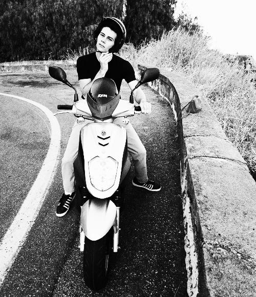 Волчонок. Дилан О'Брайэн - Трейлеры