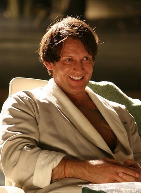 Актер Игорь Миркурбанов - Биографии