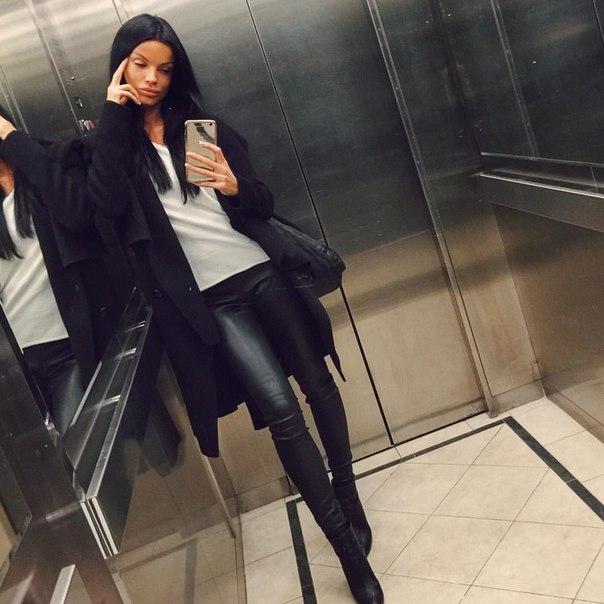 Пластическая красота - Алена Расторгуева - Биографии