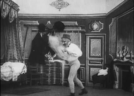 Невозможное раздевание (1900) - Трейлеры