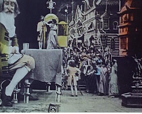 Путешествие Гулливера в страну лилипутов и в страну гигантов (1902) - Трейлеры