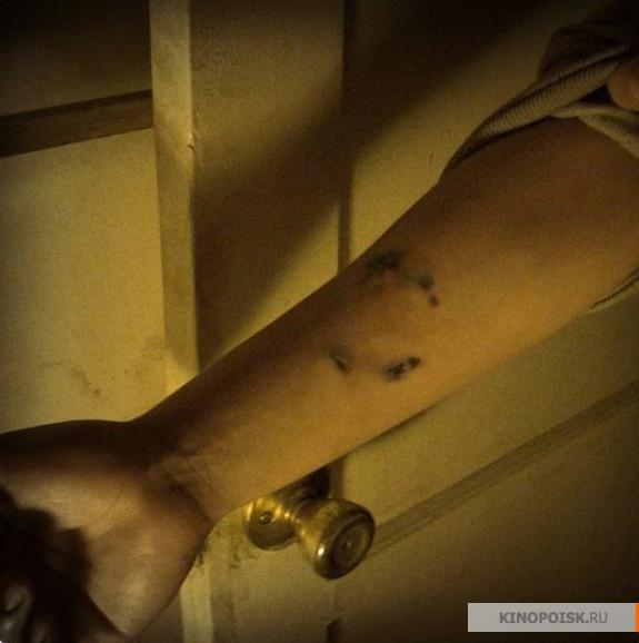 Паранормальное явление: Метка Дьявола (2013) - Трейлеры