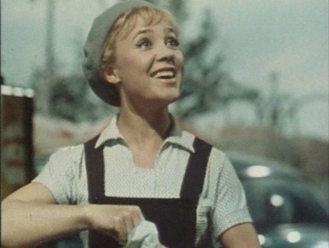 «Королева бензоколонки», художественный комедийный фильм, 1962 год - Трейлеры