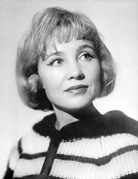 Надежда Румянцева - Биографии