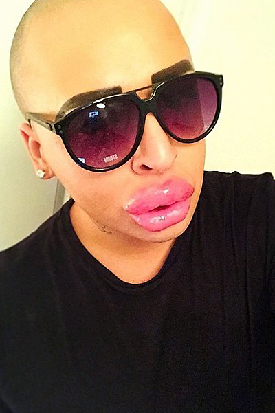 Поклонник Ким Кардашьян потратил 150 тысяч долларов, чтобы стать ее копией - Биографии