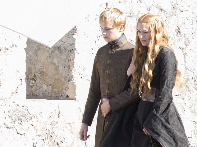 СМИ: Для борьбы с утечками обнажённых сцен «Игры престолов» наняли 200 охранников - Трейлеры СМИ: Для борьбы с утечками обнажённых сцен «Игры престолов» наняли 200 охранников - Трейлеры