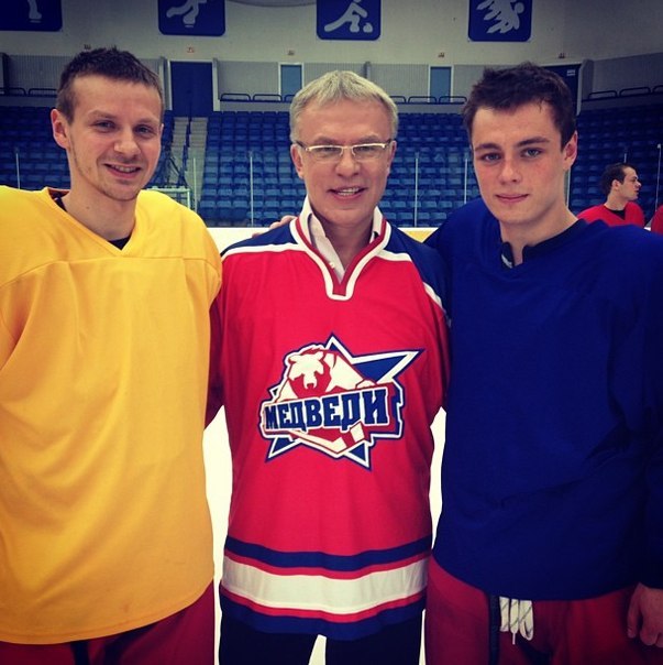 молодежка стс - Трейлеры молодежка стс - Трейлеры