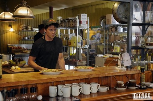 Странный Томас / Odd Thomas (2013) - Трейлеры