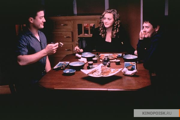 Взрыв из прошлого (1998) - Трейлеры