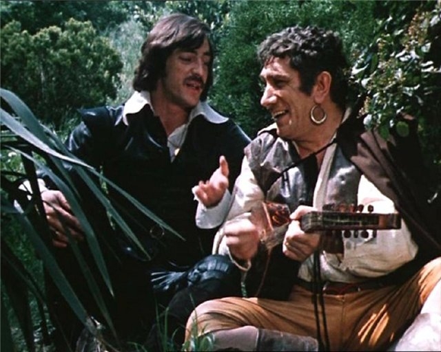 Собака на сене ( 1977) - Трейлеры