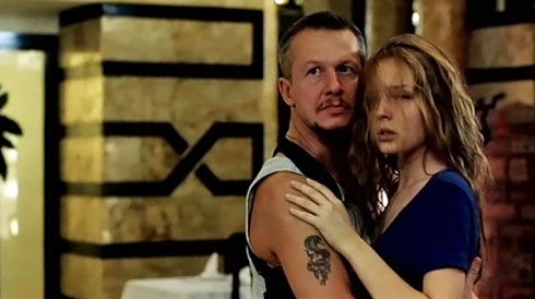 Охранник для дочери - Трейлеры