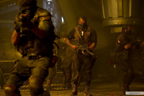 Riddick 2013 - Трейлеры