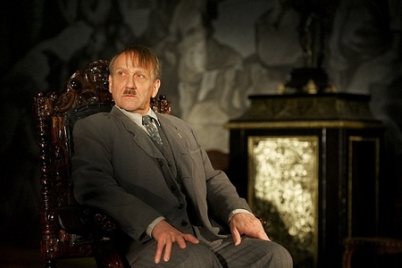 «Белый тигр» - Трейлеры