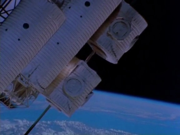 В плену у космоса (2013) - Трейлеры