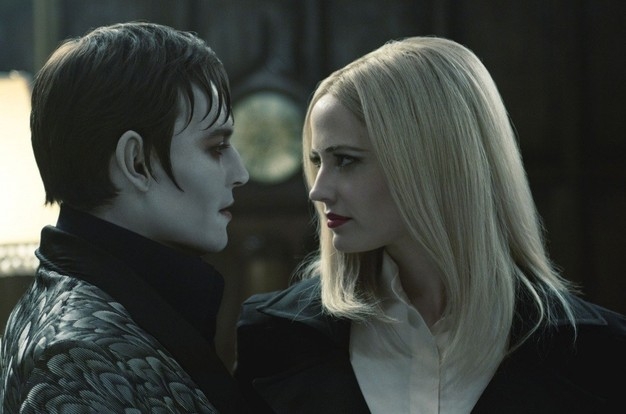 Фильм Тима Бёртона "Мрачные тени" - Трейлеры Фильм Тима Бёртона "Мрачные тени" - Трейлеры