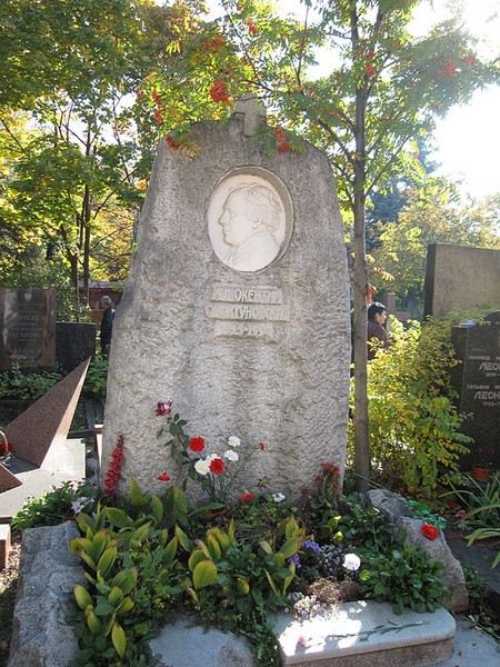 Биография Иннокентия Смоктуновского - Российские актеры.