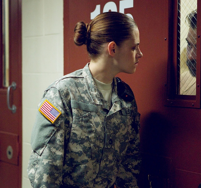 Лагерь «X-Ray» (2014) - Трейлеры Лагерь «X-Ray» (2014) - Трейлеры