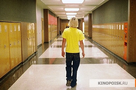 «Слон» — полнометражный фильм американского независимого режиссёра и сценариста Гаса Ван Сента - Трейлеры