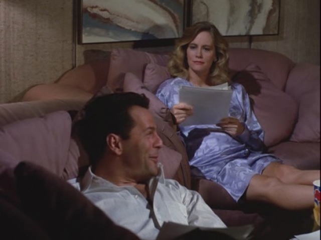 Детективное агентство «Лунный свет» — американский детективный сериал - Трейлеры