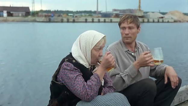 Любовь и голуби. - Трейлеры