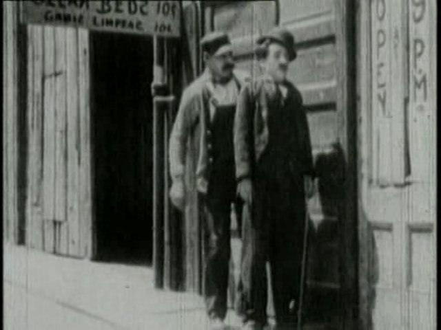 Ее друг - бандит (1914) - Трейлеры