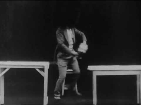 У человека несколько голов (1898) - Трейлеры