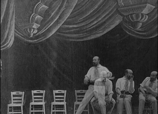 Человек-оркестр (1900) - Трейлеры