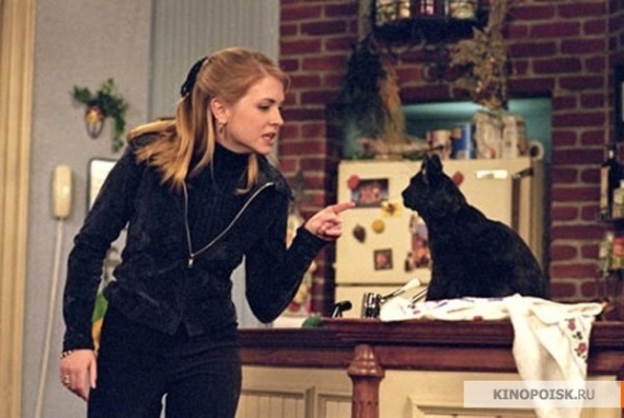 Сабрина — маленькая ведьма - Трейлеры