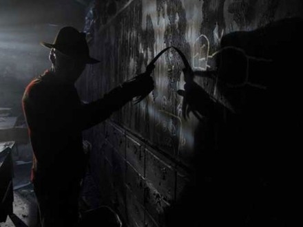 Кошмар на улице Вязов (серия фильмов) - Трейлеры Кошмар на улице Вязов (серия фильмов) - Трейлеры