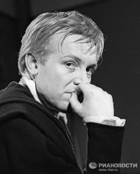 Актёр Иннокентий Смоктуновский - Биографии Актёр Иннокентий Смоктуновский - Биографии