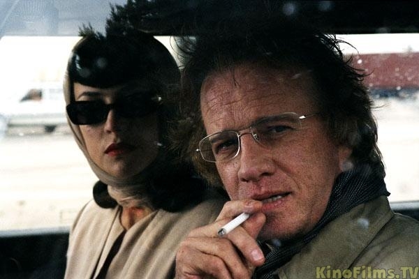 Фильм "Пропавшая в Довиле/La disparue de Deauville" (2007) - Трейлеры