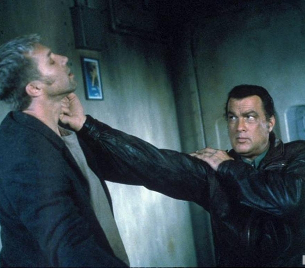 "Предельная глубина" / "Submerged" (2005) - Трейлеры