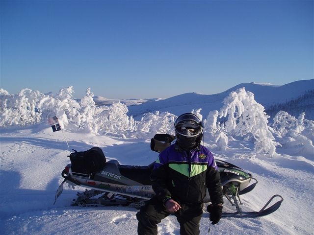 фильм 100 Degrees Below Zero (2013) - Трейлеры