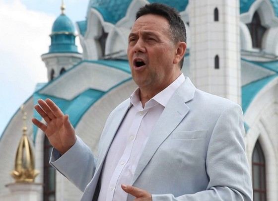 Биография Рената Ибрагимова - Российские актеры.