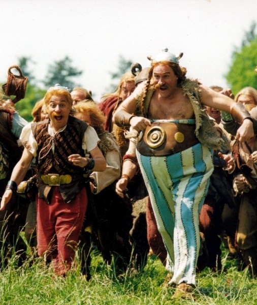 АСТЕРИКС И ОБЕЛИКС (миссия Клеопатра) - Трейлеры АСТЕРИКС И ОБЕЛИКС (миссия Клеопатра) - Трейлеры